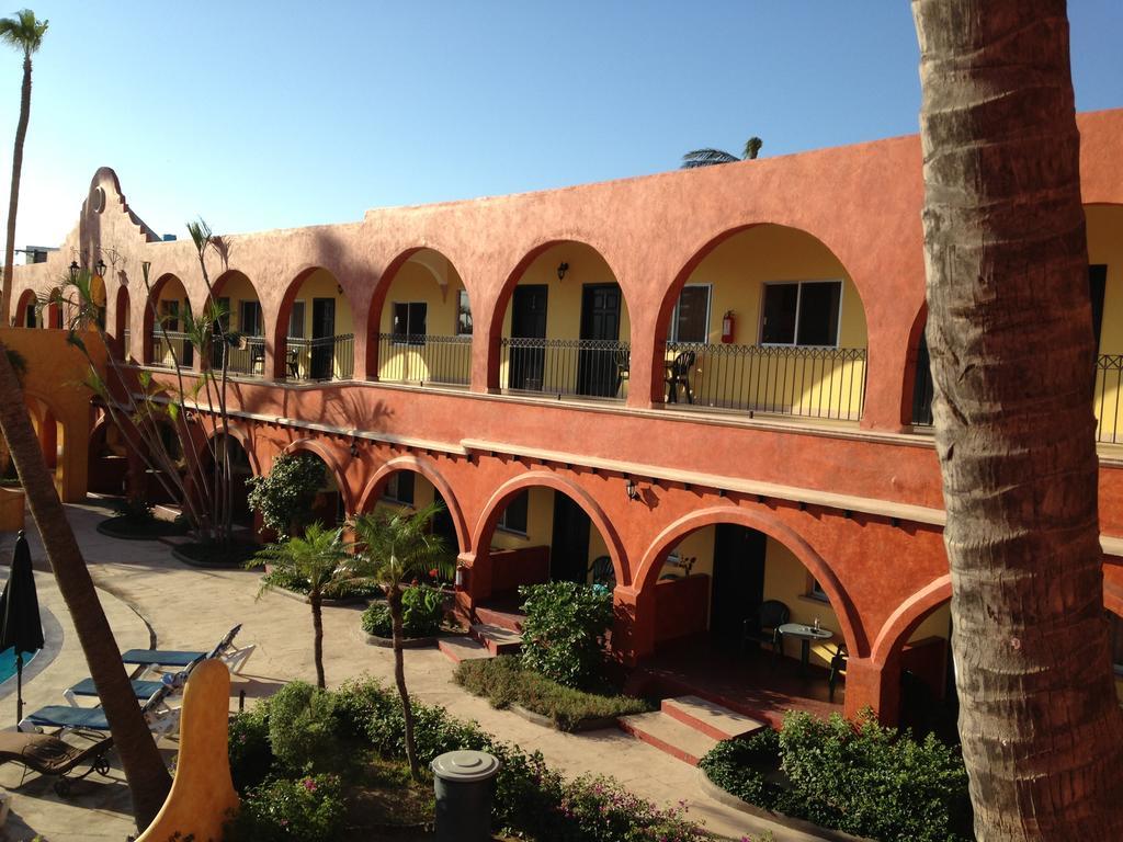 Hotel Mar De Cortez กาโบซานลูกัส ภายนอก รูปภาพ